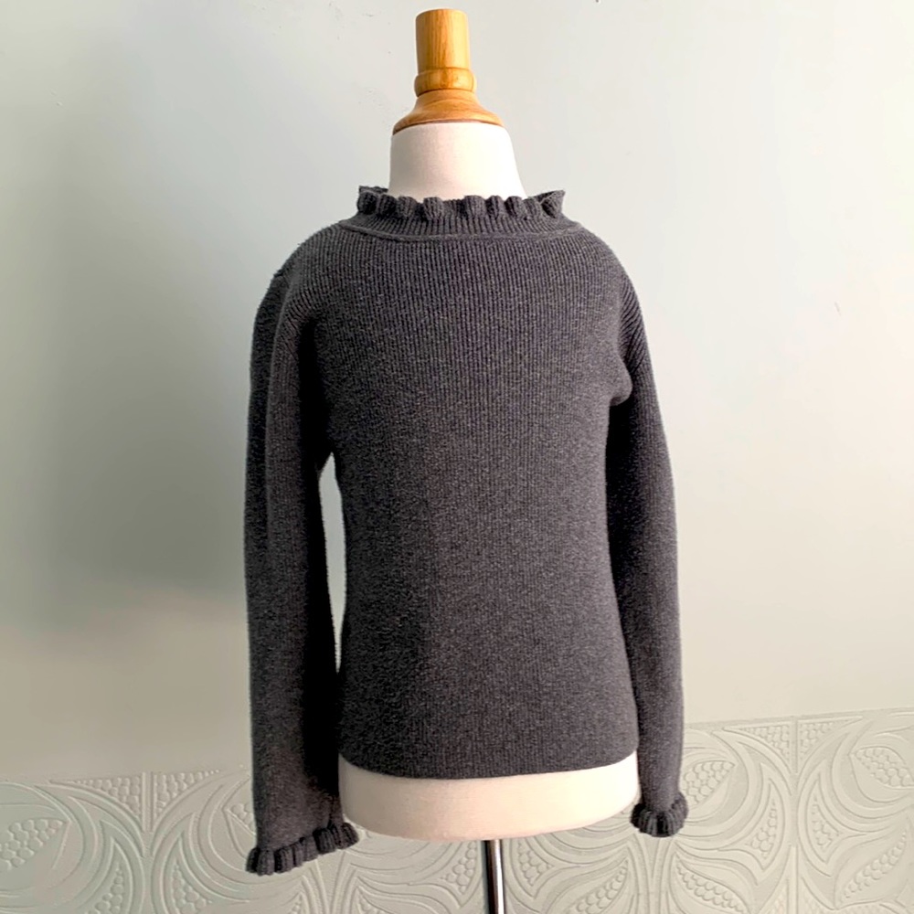 BabyGap Gray Ruffled Neck Sweater, Gurls Size 5 (2 available)